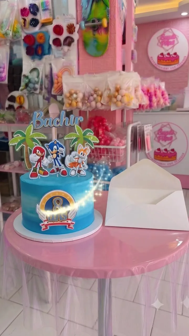 cake topper sonic